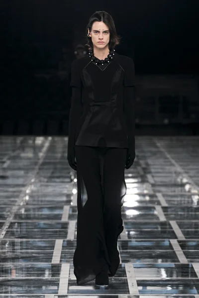 Look 57